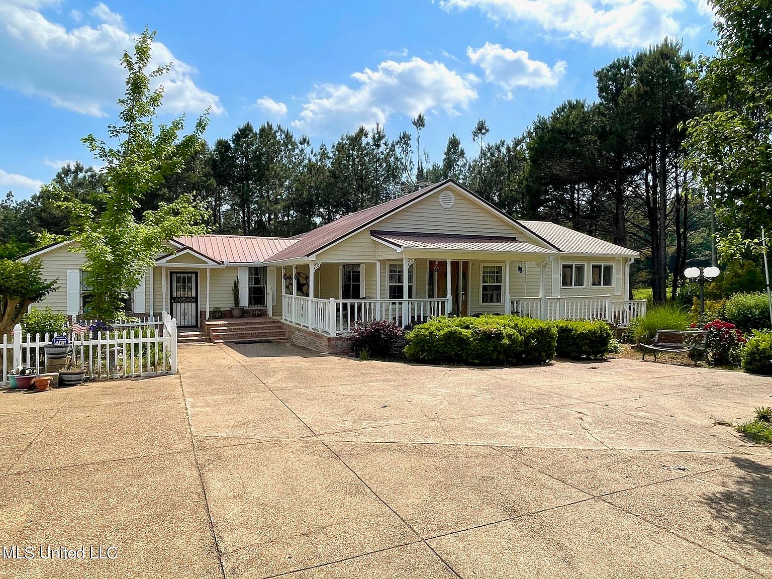 1311 Johnson Rd, Preston, MS 39354 | Zillow