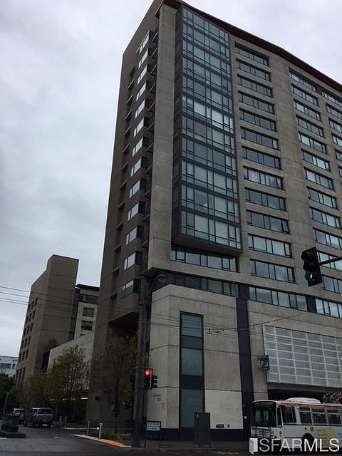 1st image of 250 King St Unit 804