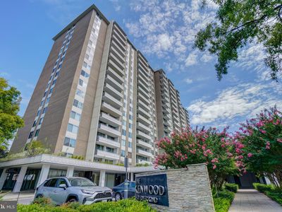 5101 River Rd APT 405, Bethesda, MD, 20816