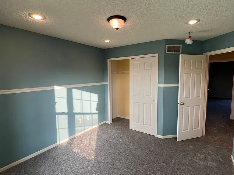 7866 Old Carriage Ct #7866 — Photo 30