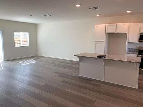 4th image of 3430 Bayou Rd