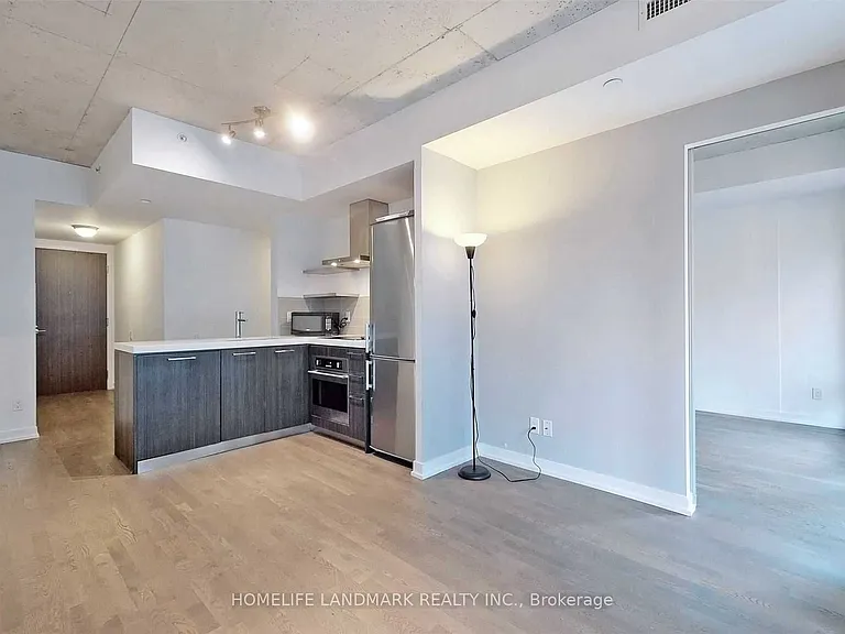 461 Adelaide St W #437 — Photo 10