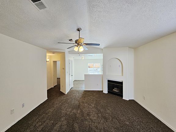 3rd image of 305 San Tomas Ln SW