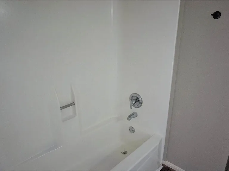 2727 Tinechester Dr — Photo 21
