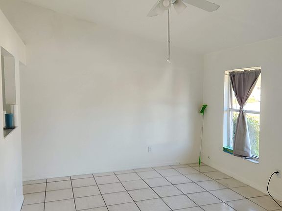 5th image of 12382 Antonio Cir
