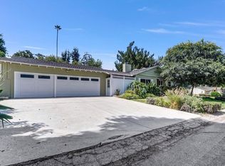 5036 Dumont Pl, Woodland Hills, CA 91364