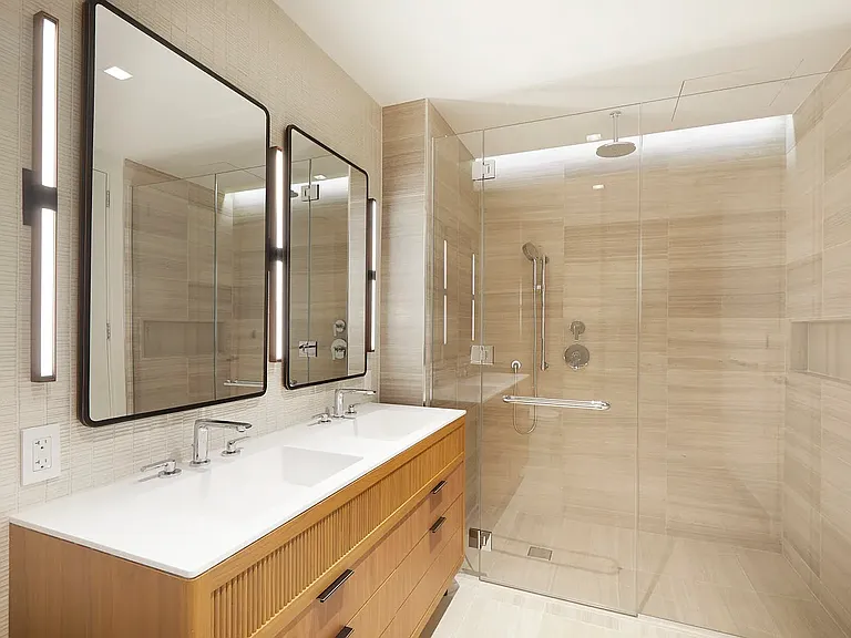 428 W 19th St #10A — Photo 13