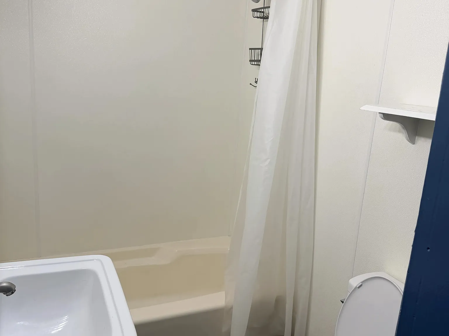 2 bed, 720 sqft, $1,000 — Photo 4