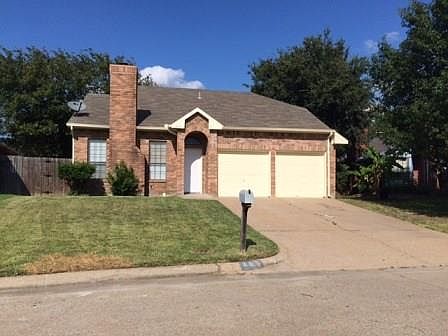 1st image of 205 Ironbark Dr