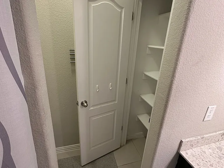 909 Hartman Dr — Photo 23