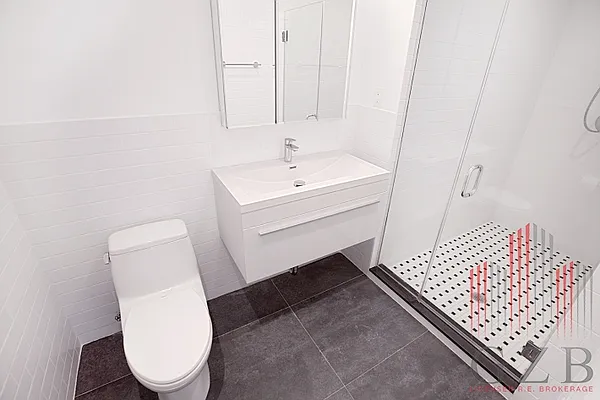 Rented by Avenues Real Estate | media 16