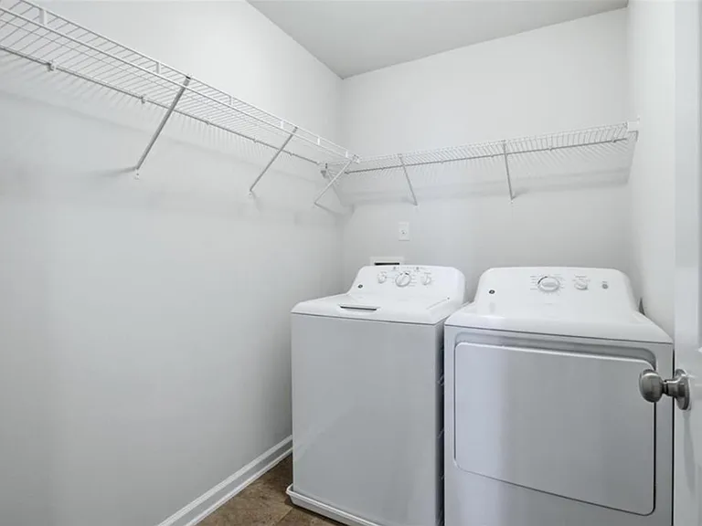 585 Summit Point — Photo 18