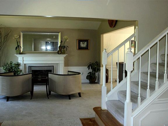 3rd image of 8219 127th Pl SE