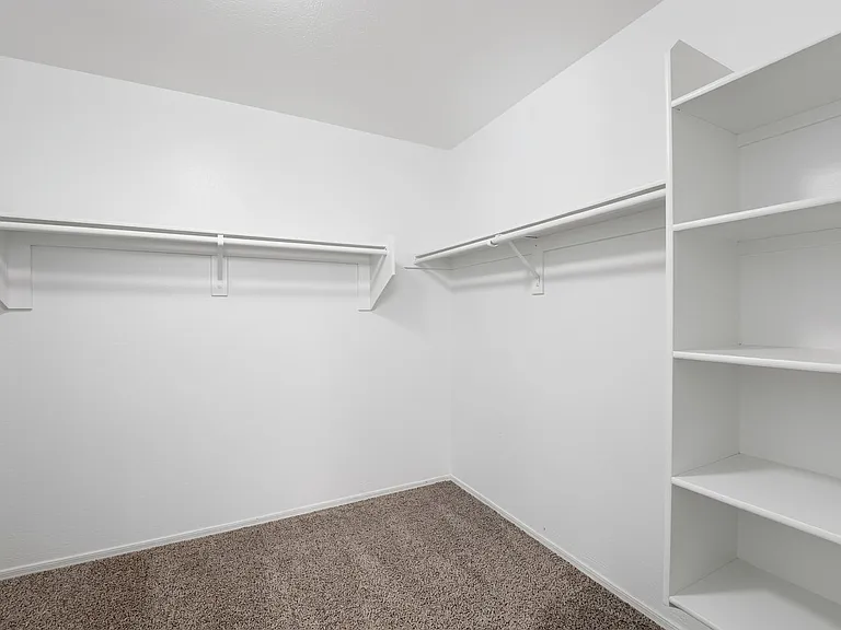 7552 W Nicolet Ave — Photo 39
