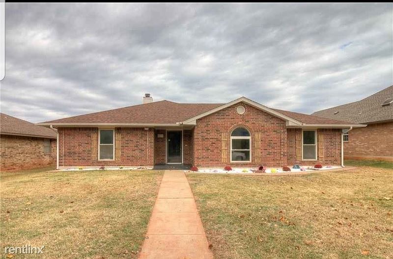 1st image of 813 NW 141st St