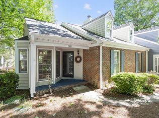 1201 Deptford Ct, Raleigh, NC 27609