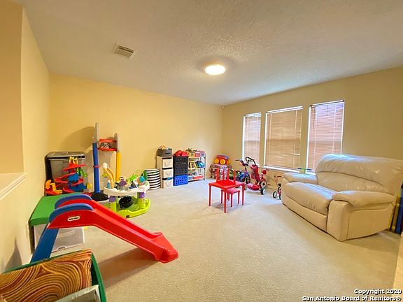2nd image of 8327 Northaven Dr