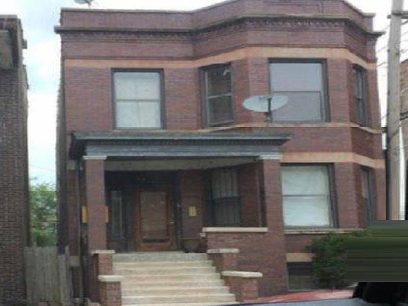 1st image of 1518 E 69th Pl
