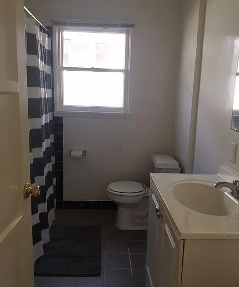 611 Kelton Ave #611 — Photo 12