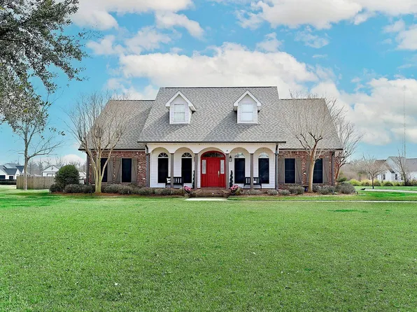 210 Bayou Bend Dr, Houma, LA 70364