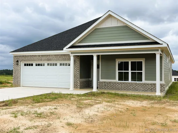 529 Tremont Cir, Newton, AL 36352
