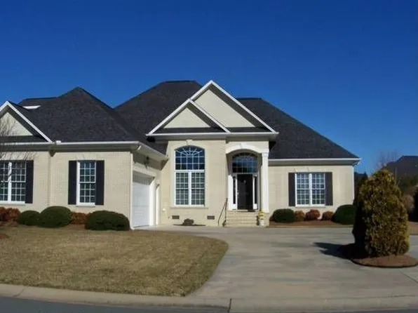 4002 Birkdale Ct, Elon, NC 27244