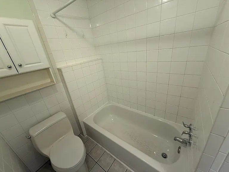 121 Chestnut Ave #A — Photo 5