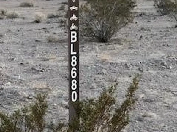 1 Hector Rd, Newberry Springs, CA 92365