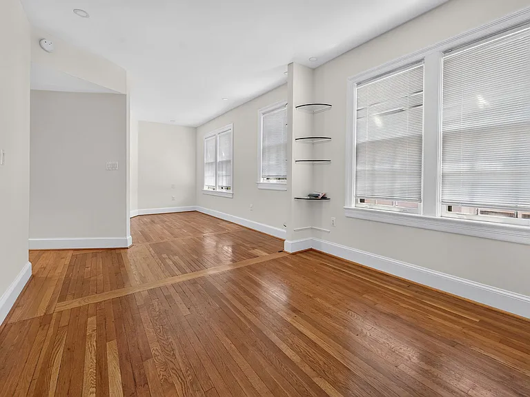 3120 R St NW #207 — Photo 4