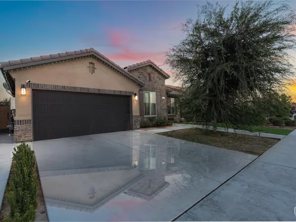 3602 Clover Valley Ln, Shafter, CA 93263