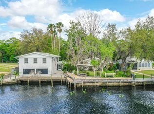 1855 Camp South Moon Rd, Astor, FL 32102