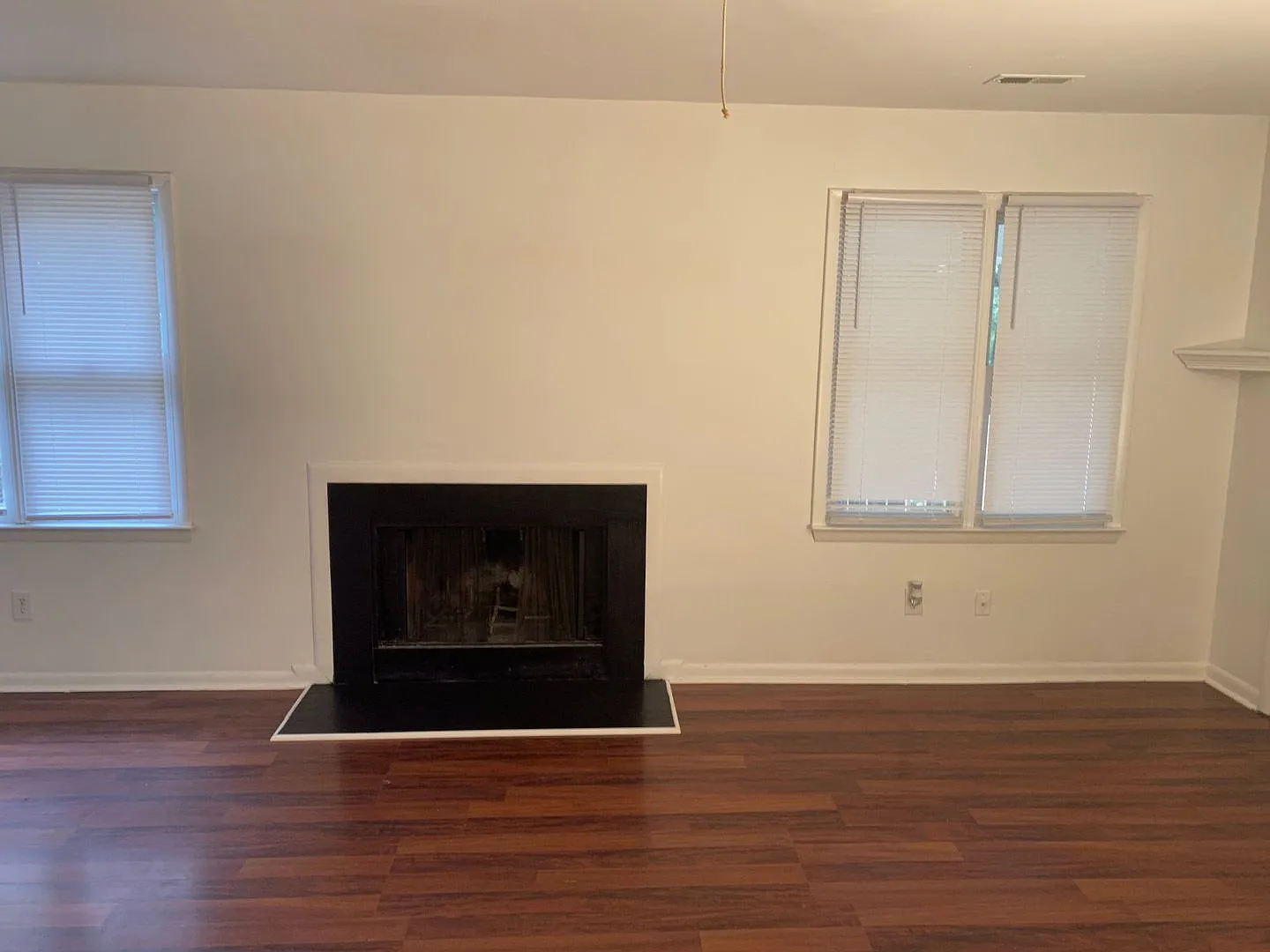 2 Master Bedrooms! — Photo 3