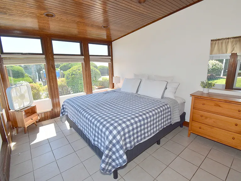 1499 Ocean Rd #1 — Photo 14