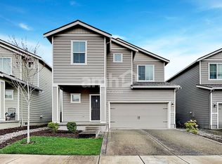 1221 W 17th Ave, La Center, WA
