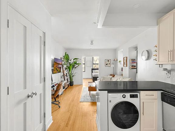 4th image of 305 W 150th St APT 203