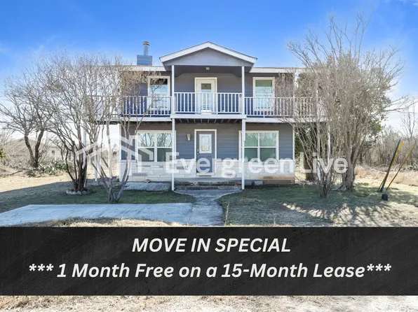 414 Medina Dr, Bandera, TX 78003