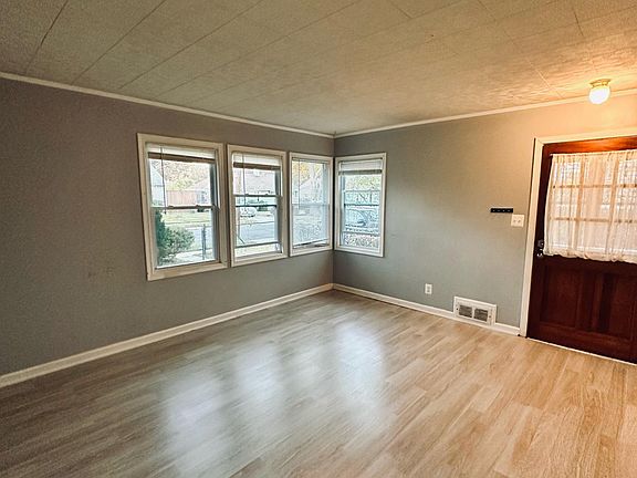 5th image of 1105 Allison Dr