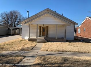 1010 S Drake St, Perryton, TX 79070