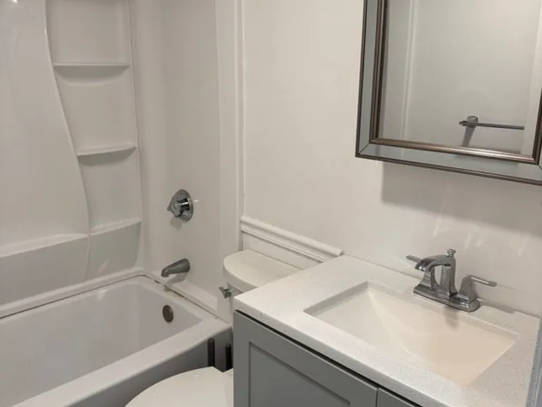 390 Riverway St #2 — Photo 16