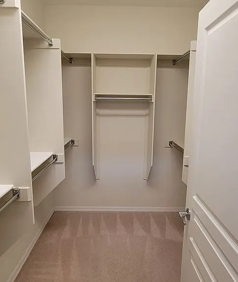 1342 Springdale Ln — Photo 33