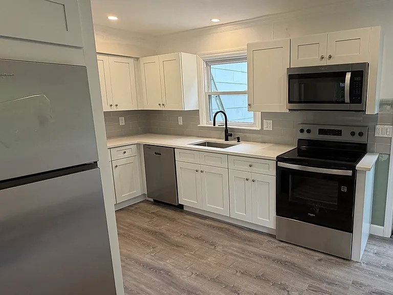 Harrison Dr — Photo 1