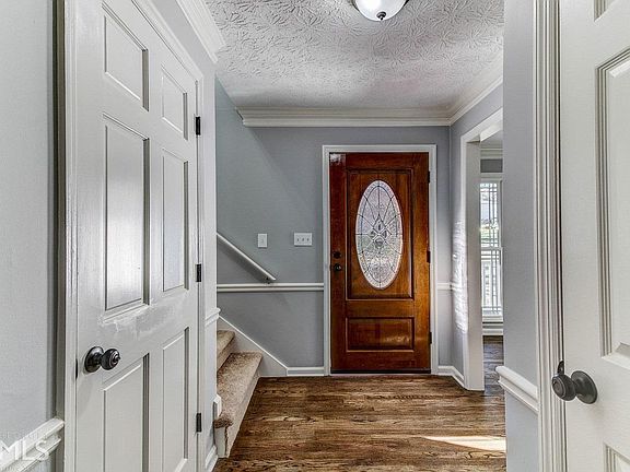 3rd image of 3738 Fir Ct