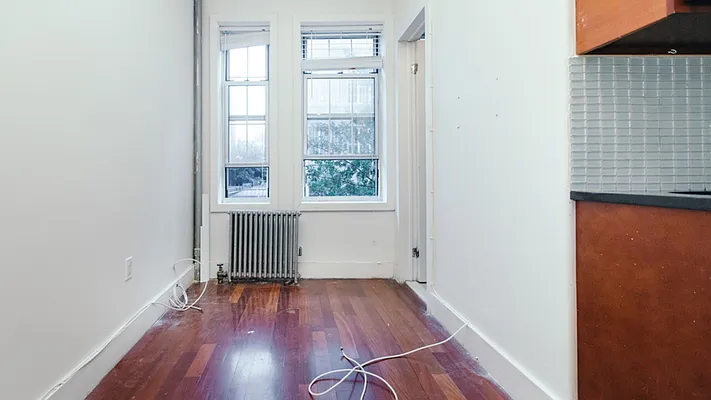 Rented by Nooklyn NYC LLC | media 28