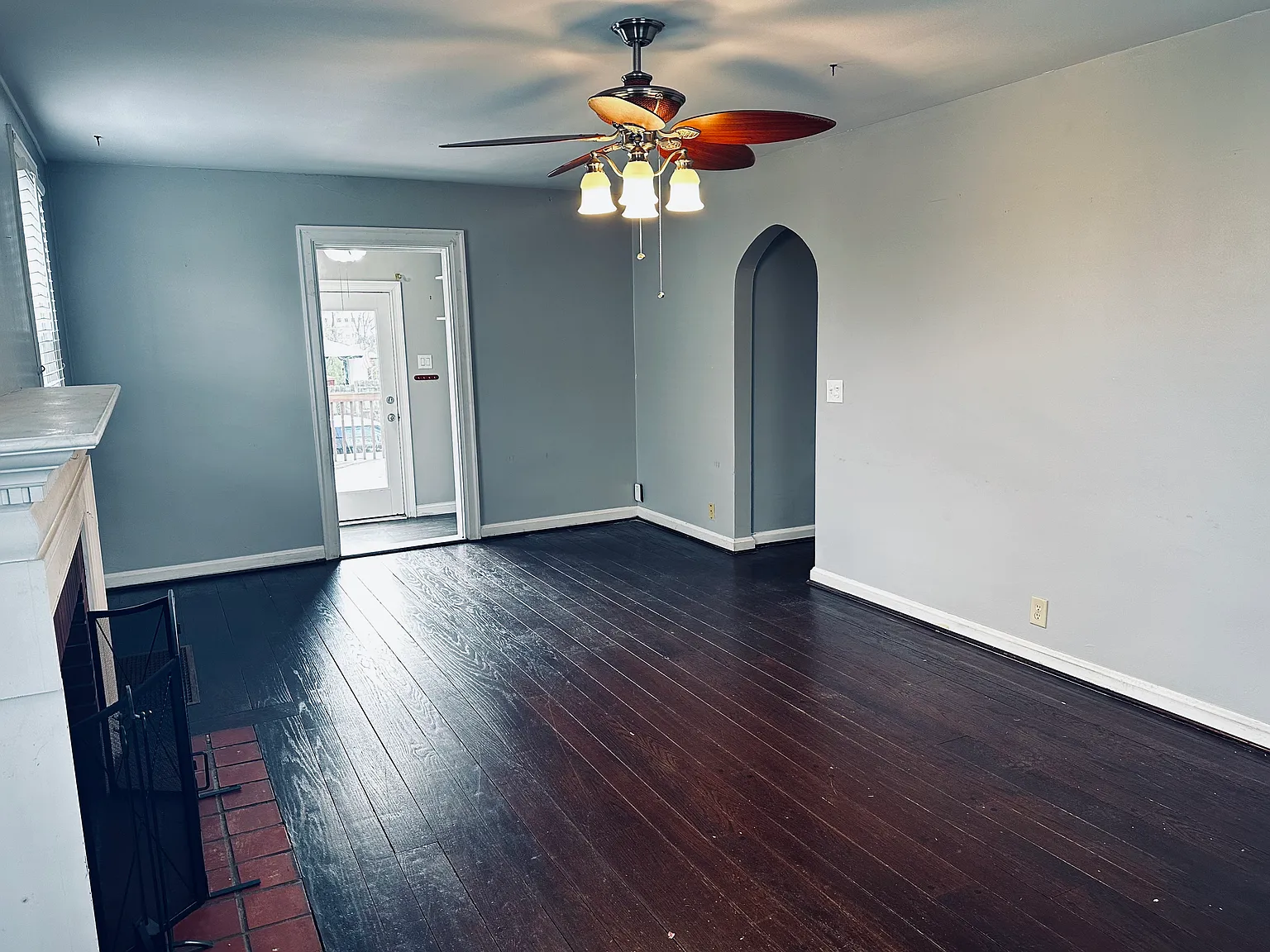 1 bed, 900 sqft, $1,125 — Photo 3