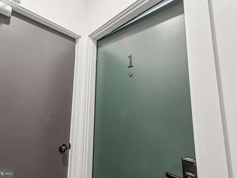 415 W York St #1 — Photo 2