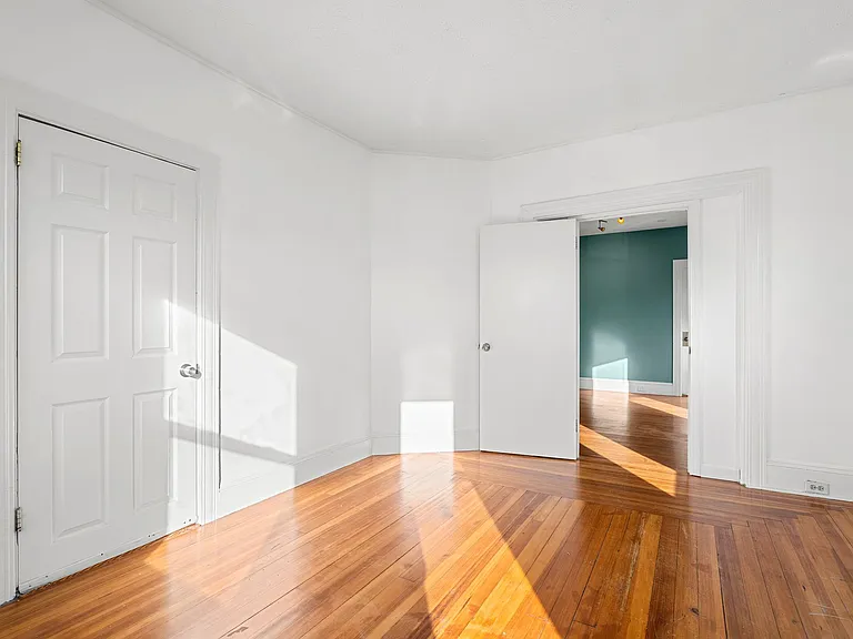 15 Parsons St #15 — Photo 7