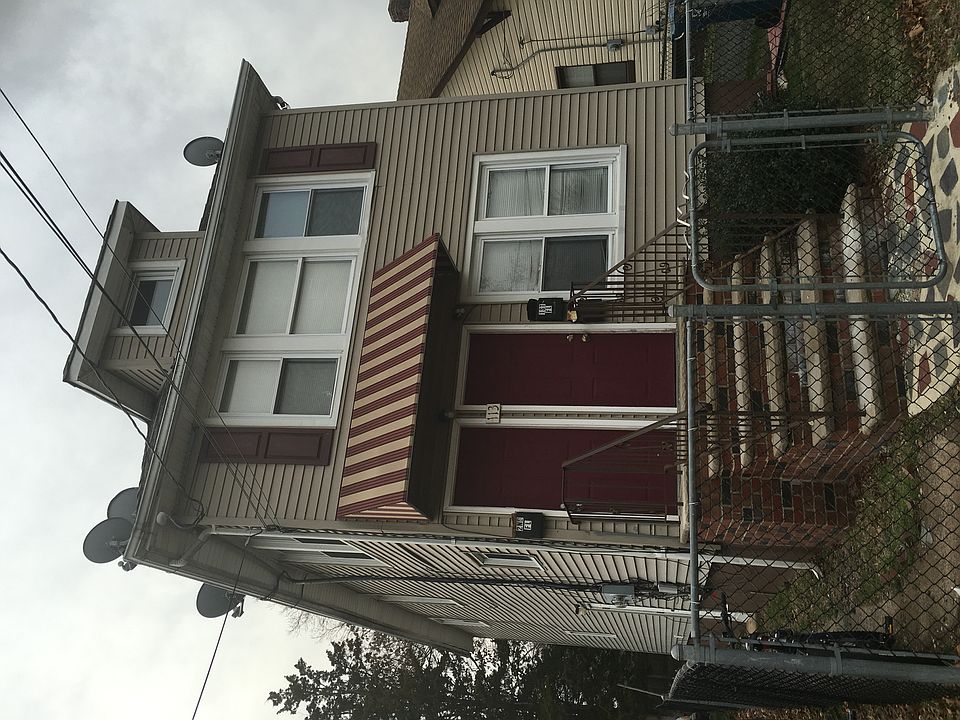 Jefferson Ave house
