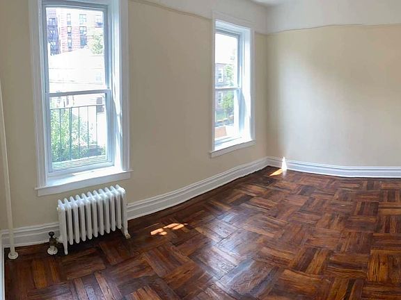4th image of 48-38 41st St #2R