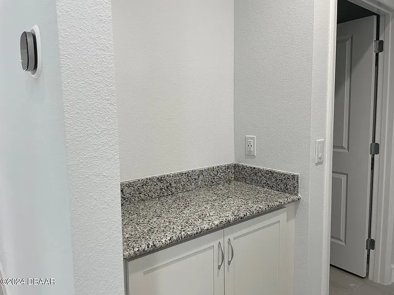 818 Bama Breeze Dr — Photo 17