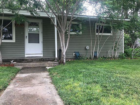 5th image of 808 S 10th St